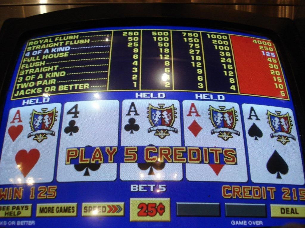 €3695 no deposit at Casino Luck