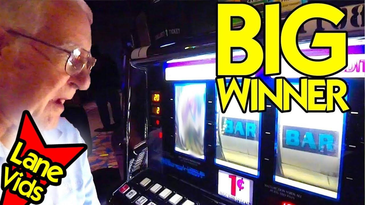 75 Free casino spins at Royal Panda Casino