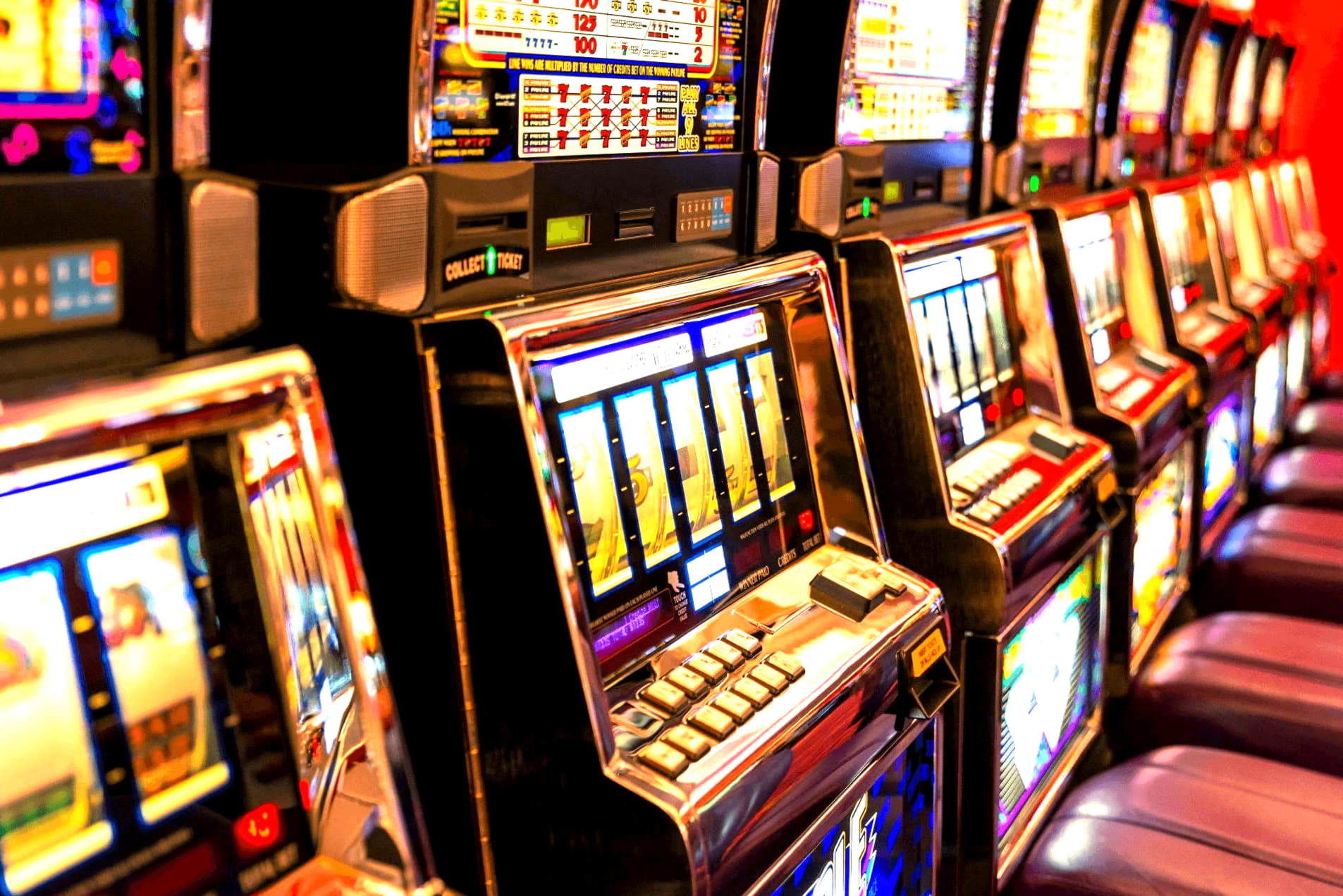EURO 4940 No deposit at Royal Panda Casino