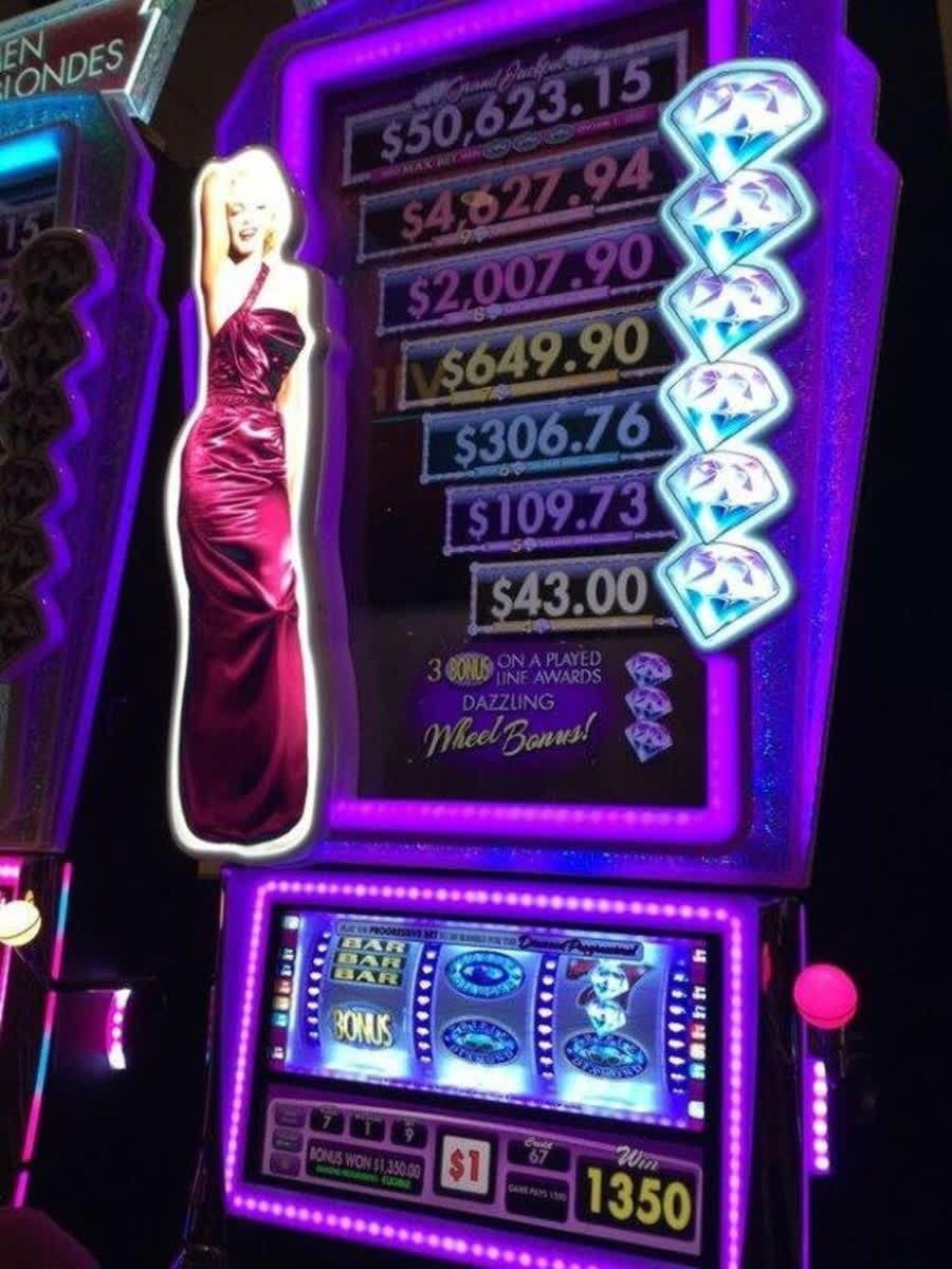 135 free spins no deposit casino at Royal Panda Casino