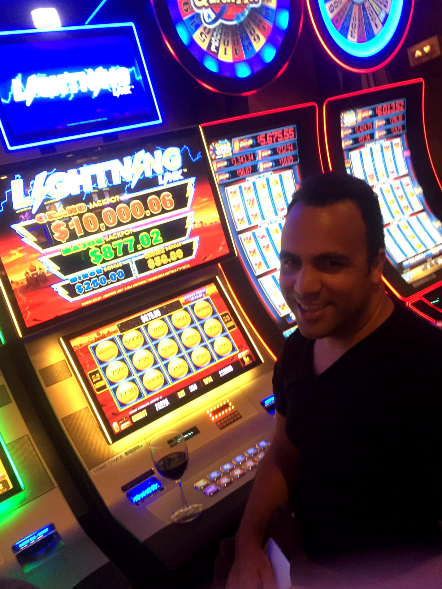 77 Free Spins right now at Vegas Hero Casino
