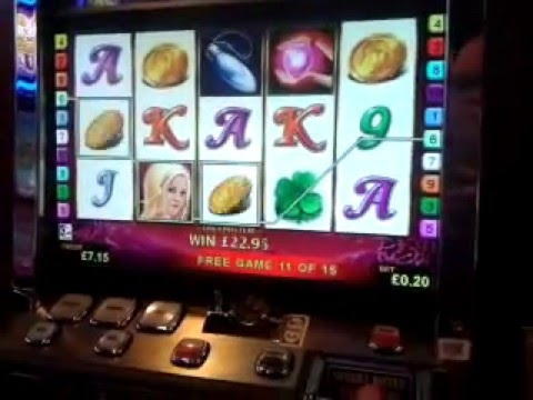 10 FREE Spins at Royal Panda Casino