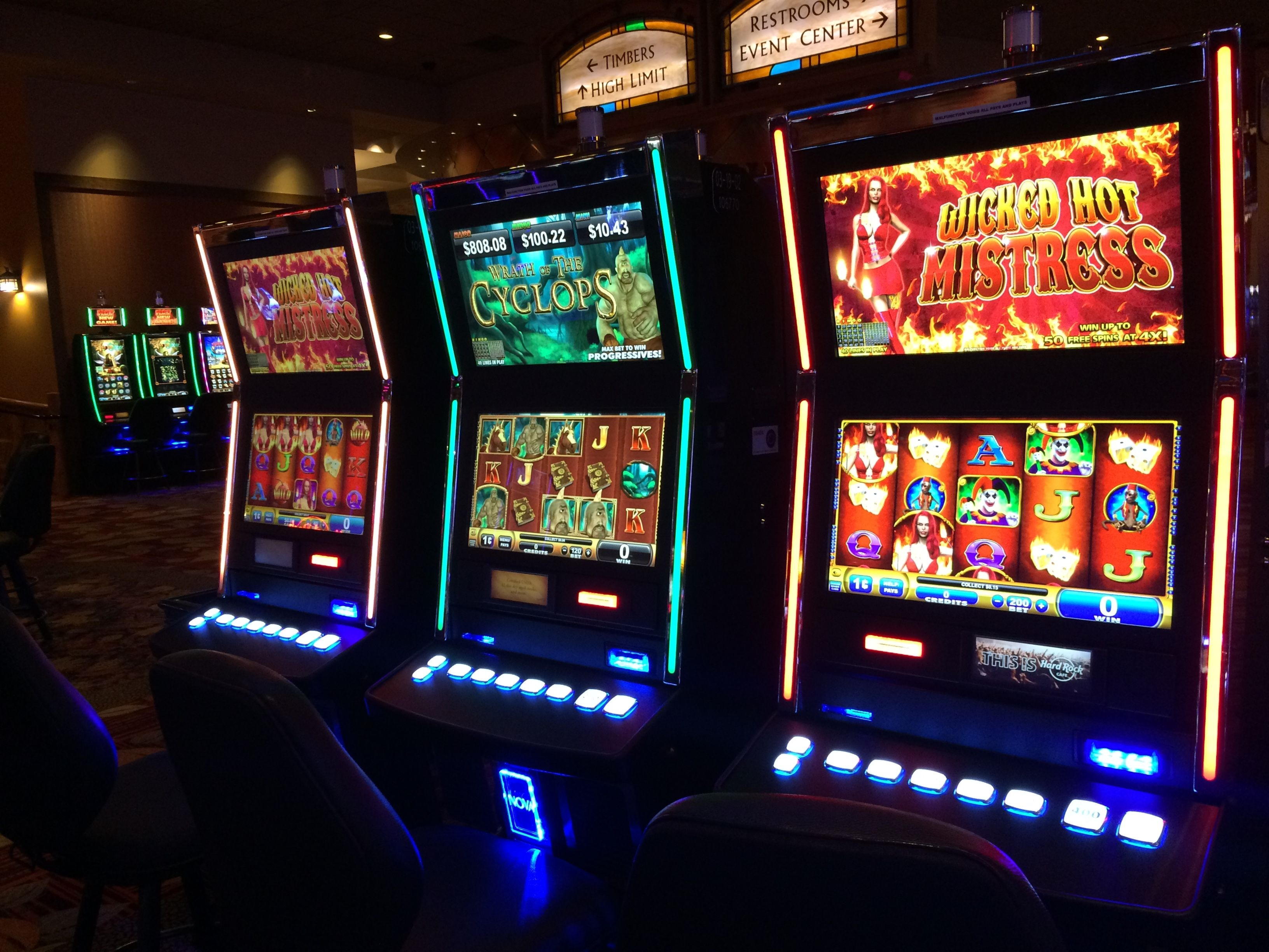 $980 Tournament at High Roller Casino