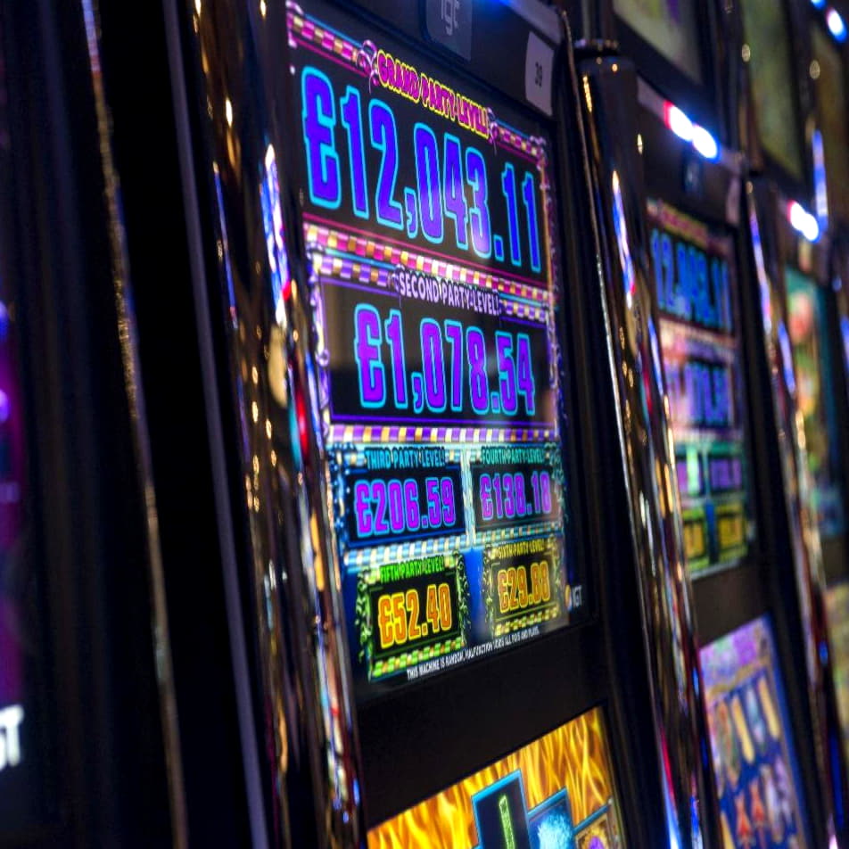 $690 Mobile freeroll slot tournament at Big Jackpot Casino