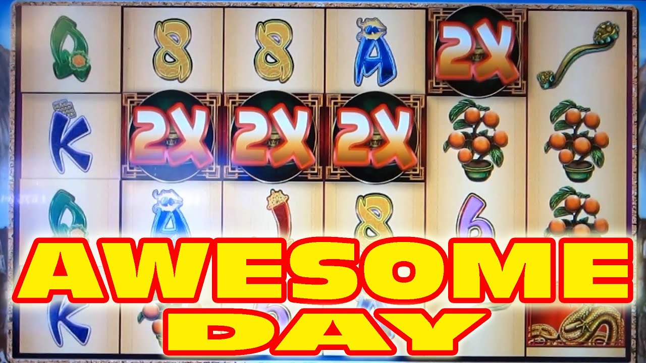AWESOME DAY AT PALACE STATION Canadian Online Casino — Slot Machine Bonus Wins!